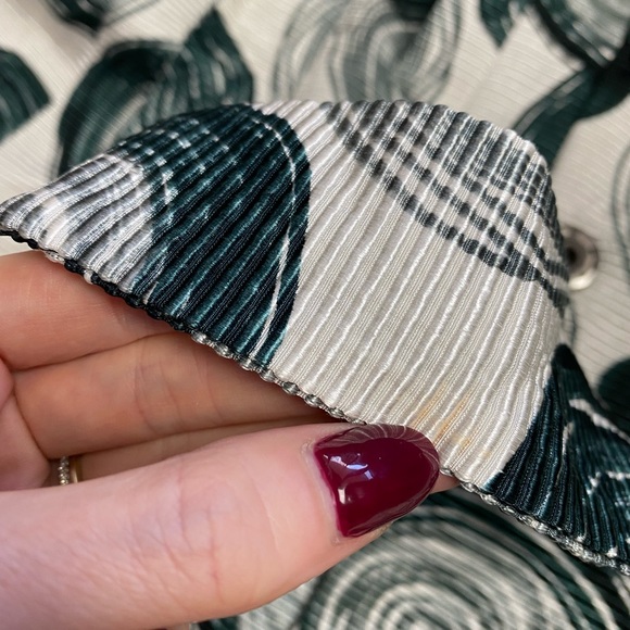 MaxMara Graphic Printed Trench Coat | 40 - Picture 8 of 11